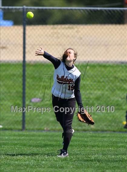 Thumbnail 2 in Vacaville vs. Del Campo photogallery.