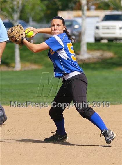 Thumbnail 3 in Vacaville vs. Del Campo photogallery.