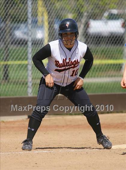 Thumbnail 3 in Vacaville vs. Del Campo photogallery.