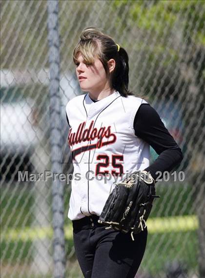 Thumbnail 3 in Vacaville vs. Del Campo photogallery.