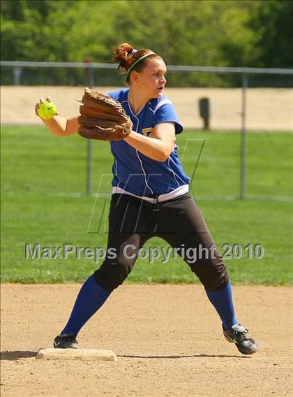 Thumbnail 2 in Vacaville vs. Del Campo photogallery.