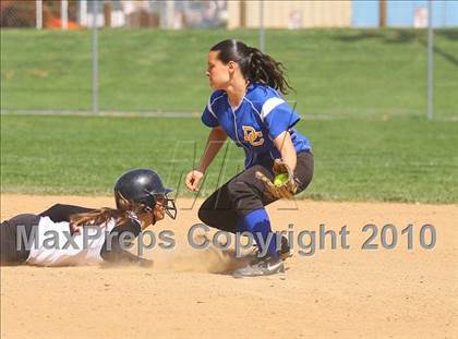 Thumbnail 3 in Vacaville vs. Del Campo photogallery.