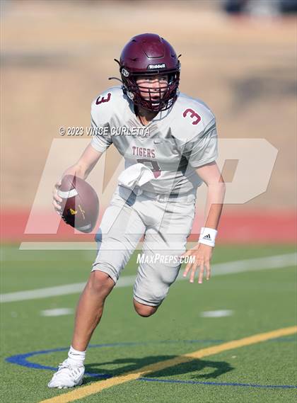 Thumbnail 3 in Lehman @ Dripping Springs photogallery.