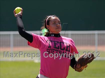 Thumbnail 1 in Southeast Career Tech vs. Mater Dei (Charger Invitational) photogallery.