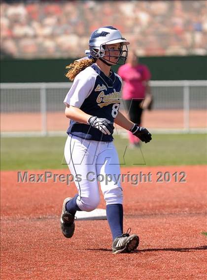 Thumbnail 2 in Southeast Career Tech vs. Mater Dei (Charger Invitational) photogallery.