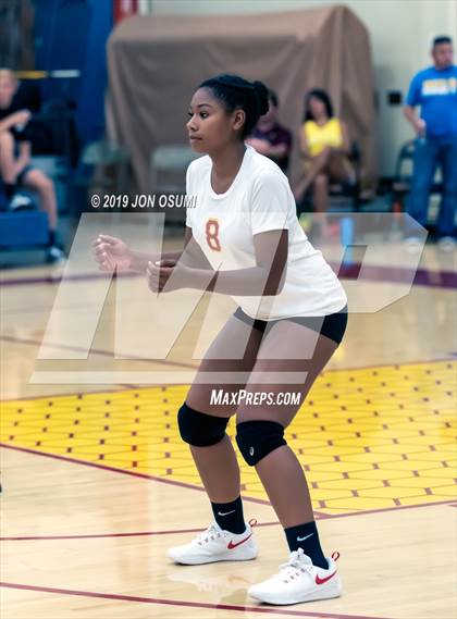 Thumbnail 2 in Ventura @ Oxnard photogallery.