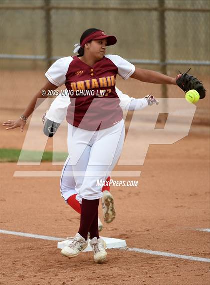 Thumbnail 2 in Ontario vs. Ganesha (CIF SS D7 Final) photogallery.