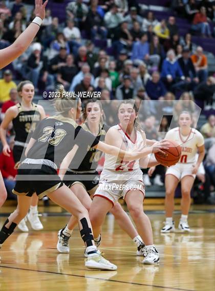 Thumbnail 1 in Southern Columbia Area vs. Mount Carmel (PIAA District IV 3A Semi-final) photogallery.