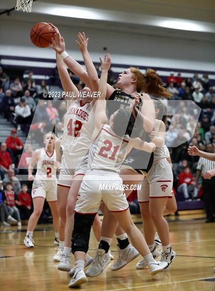 Thumbnail 2 in Southern Columbia Area vs. Mount Carmel (PIAA District IV 3A Semi-final) photogallery.