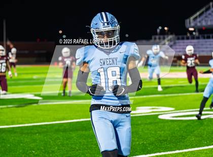 Thumbnail 2 in Silsbee vs. Sweeny (UIL 4A D2 Football Bi-District) photogallery.