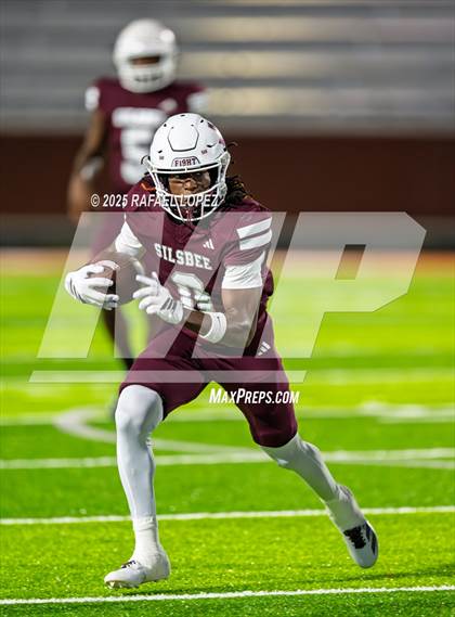 Thumbnail 1 in Silsbee vs. Sweeny (UIL 4A D2 Football Bi-District) photogallery.