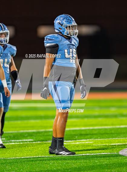 Thumbnail 2 in Silsbee vs. Sweeny (UIL 4A D2 Football Bi-District) photogallery.