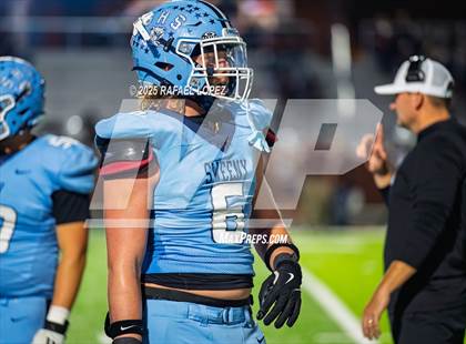 Thumbnail 2 in Silsbee vs. Sweeny (UIL 4A D2 Football Bi-District) photogallery.