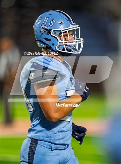 Thumbnail 1 in Silsbee vs. Sweeny (UIL 4A D2 Football Bi-District) photogallery.