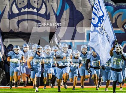 Thumbnail 2 in Silsbee vs. Sweeny (UIL Football 4A D2 Bi-District) photogallery.