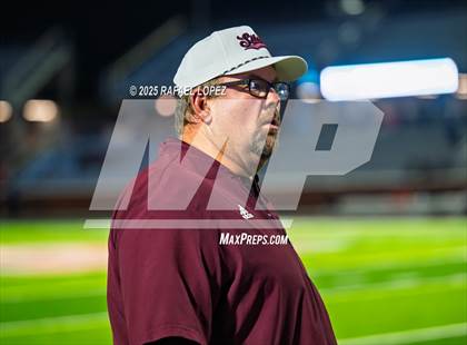 Thumbnail 3 in Silsbee vs. Sweeny (UIL Football 4A D2 Bi-District) photogallery.