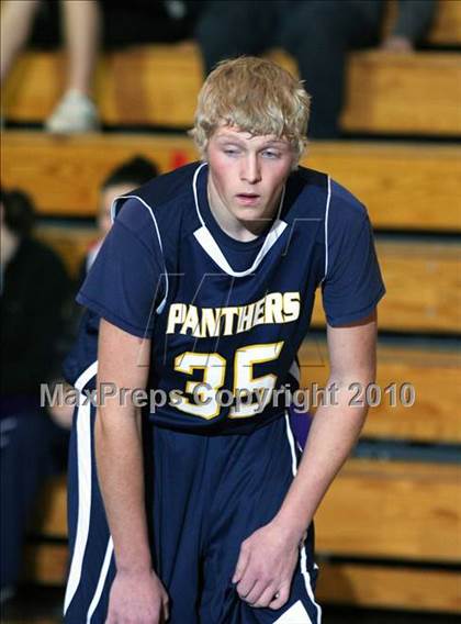 Thumbnail 3 in Bucktail vs. Northern Potter (Coudersport Holiday Tournament) photogallery.