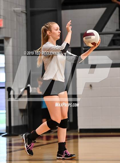 Thumbnail 1 in Marshall @ Perryville photogallery.