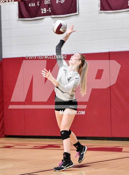 Thumbnail 2 in Marshall @ Perryville photogallery.