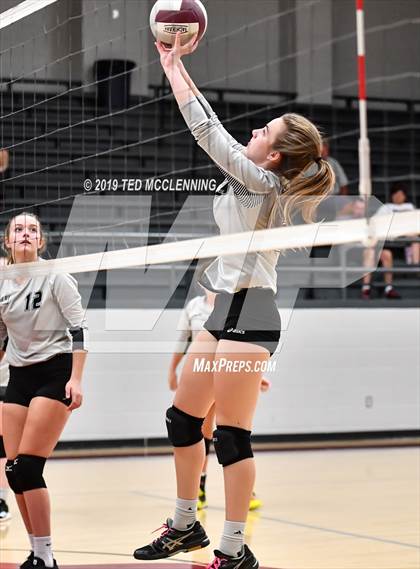 Thumbnail 1 in Marshall @ Perryville photogallery.