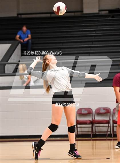 Thumbnail 2 in Marshall @ Perryville photogallery.
