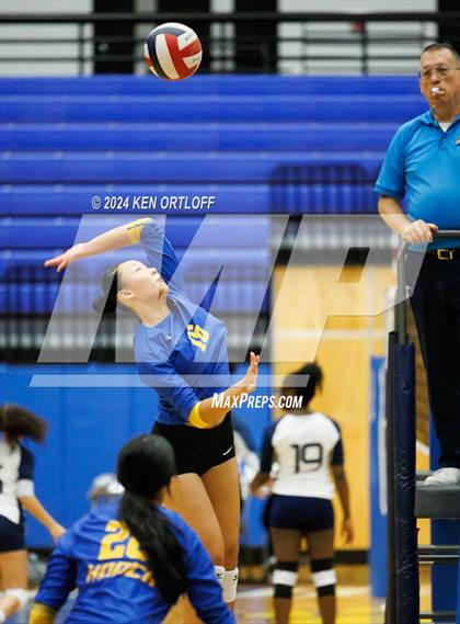 Thumbnail 3 in South Gwinnett @ Chattahoochee photogallery.
