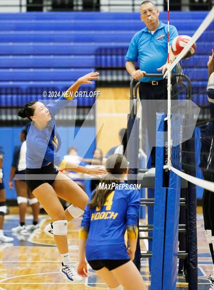 Thumbnail 2 in South Gwinnett @ Chattahoochee photogallery.
