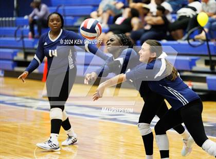Thumbnail 1 in South Gwinnett @ Chattahoochee photogallery.