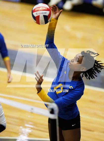 Thumbnail 1 in South Gwinnett @ Chattahoochee photogallery.