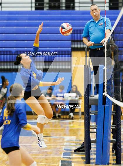 Thumbnail 3 in South Gwinnett @ Chattahoochee photogallery.
