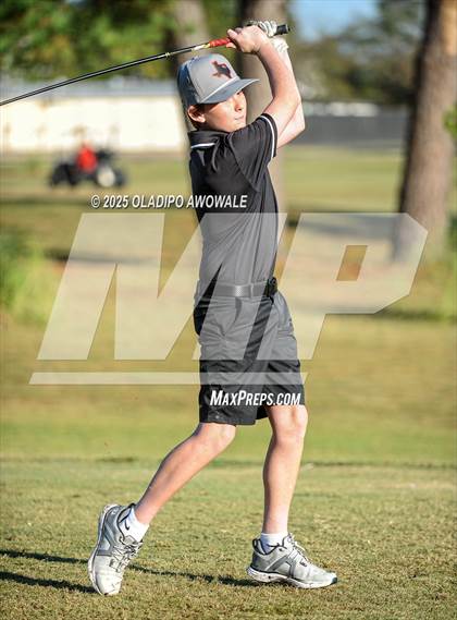 Thumbnail 2 in JV: Greenville Wright Park Invitational photogallery.