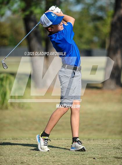 Thumbnail 1 in JV: Greenville Wright Park Invitational photogallery.