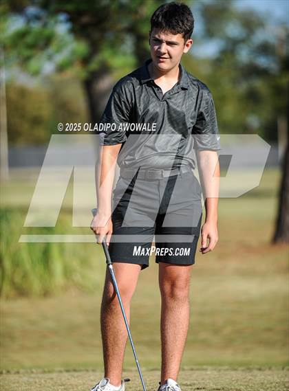 Thumbnail 3 in JV: Greenville Wright Park Invitational photogallery.