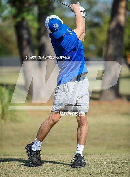 Thumbnail 1 in JV: Greenville Wright Park Invitational photogallery.