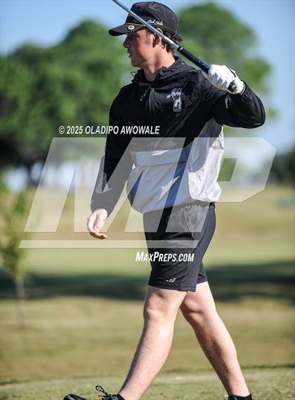 Thumbnail 3 in JV: Greenville Wright Park Invitational photogallery.