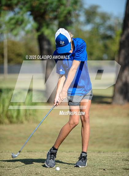 Thumbnail 1 in JV: Greenville Wright Park Invitational photogallery.