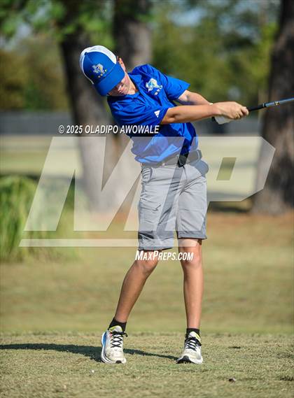 Thumbnail 2 in JV: Greenville Wright Park Invitational photogallery.