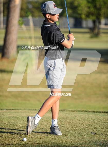 Thumbnail 2 in JV: Greenville Wright Park Invitational photogallery.