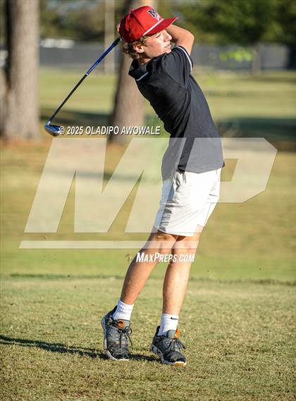 Thumbnail 3 in JV: Greenville Wright Park Invitational photogallery.