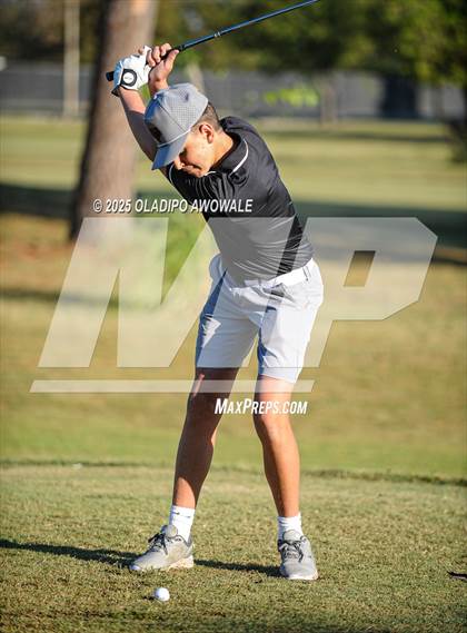 Thumbnail 1 in JV: Greenville Wright Park Invitational photogallery.