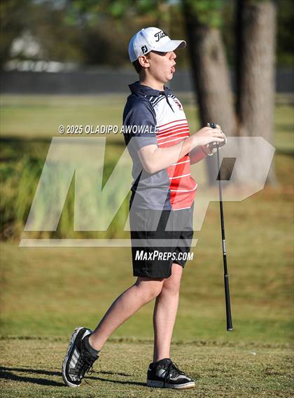 Thumbnail 3 in JV: Greenville Wright Park Invitational photogallery.
