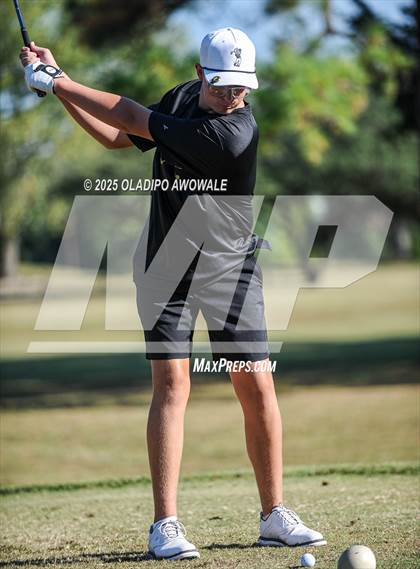 Thumbnail 2 in JV: Greenville Wright Park Invitational photogallery.
