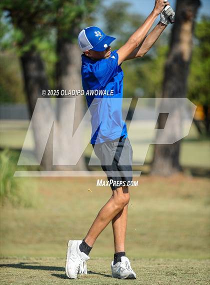 Thumbnail 3 in JV: Greenville Wright Park Invitational photogallery.