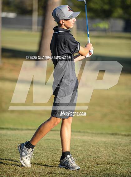 Thumbnail 2 in JV: Greenville Wright Park Invitational photogallery.