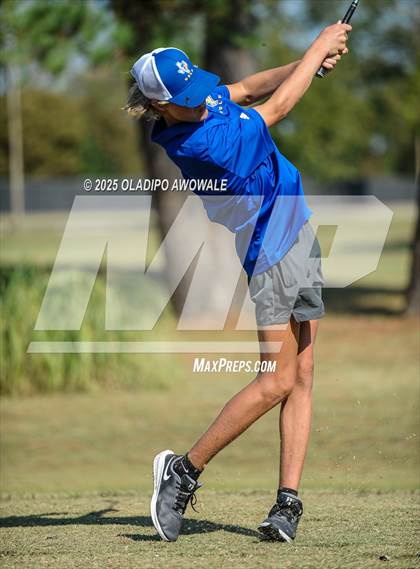 Thumbnail 1 in JV: Greenville Wright Park Invitational photogallery.