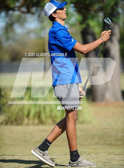 Thumbnail 3 in JV: Greenville Wright Park Invitational photogallery.