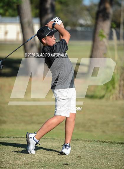 Thumbnail 2 in JV: Greenville Wright Park Invitational photogallery.