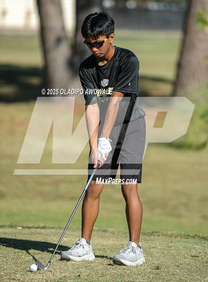 Thumbnail 2 in JV: Greenville Wright Park Invitational photogallery.