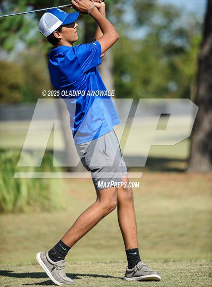 Thumbnail 2 in JV: Greenville Wright Park Invitational photogallery.