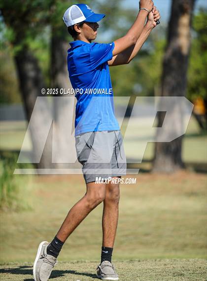 Thumbnail 3 in JV: Greenville Wright Park Invitational photogallery.